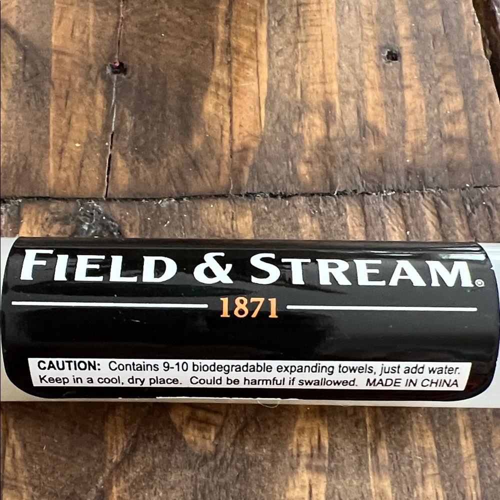 New Lot of 2 Big Agnes Stake & Field & Stream 8 biodegradable expanding towels - Picture 3 of 5